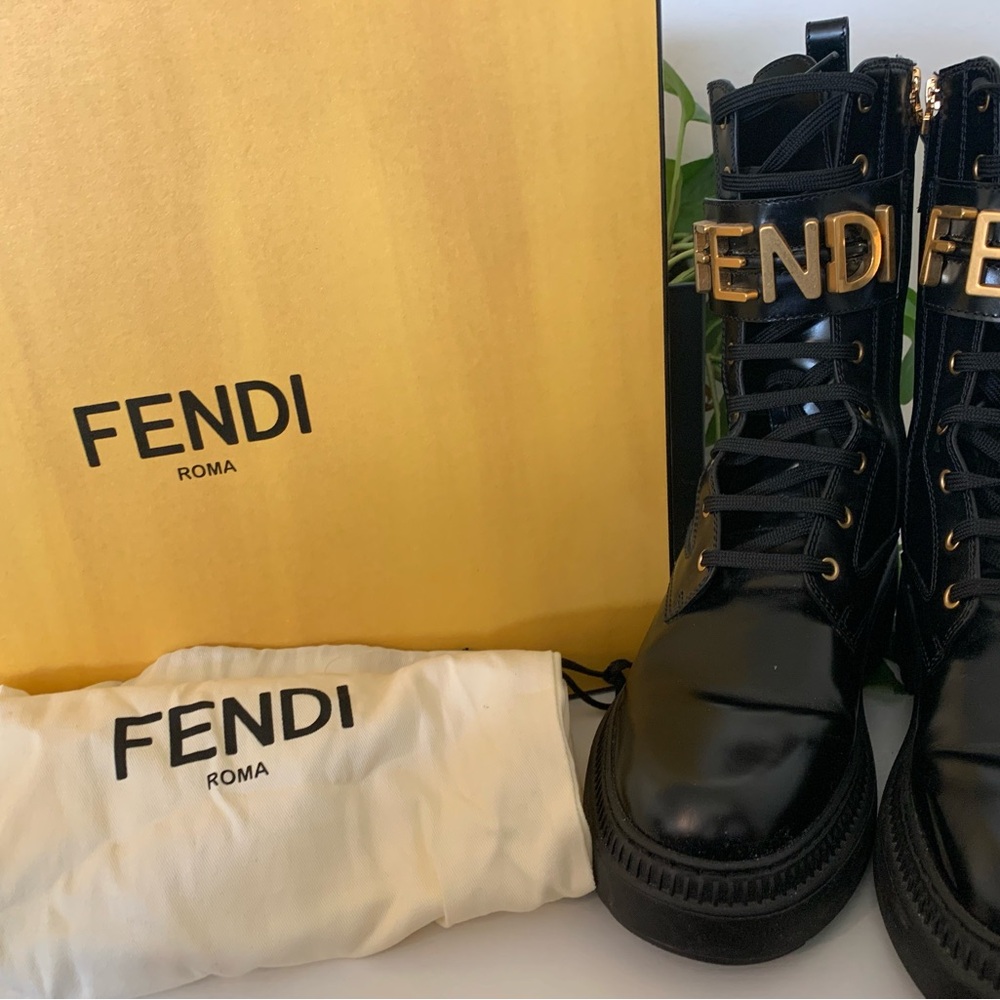 Fendi boots - Picture 2 of 15
